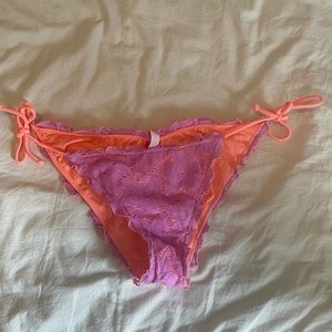 Victoria’s Secret string bikini bottoms
